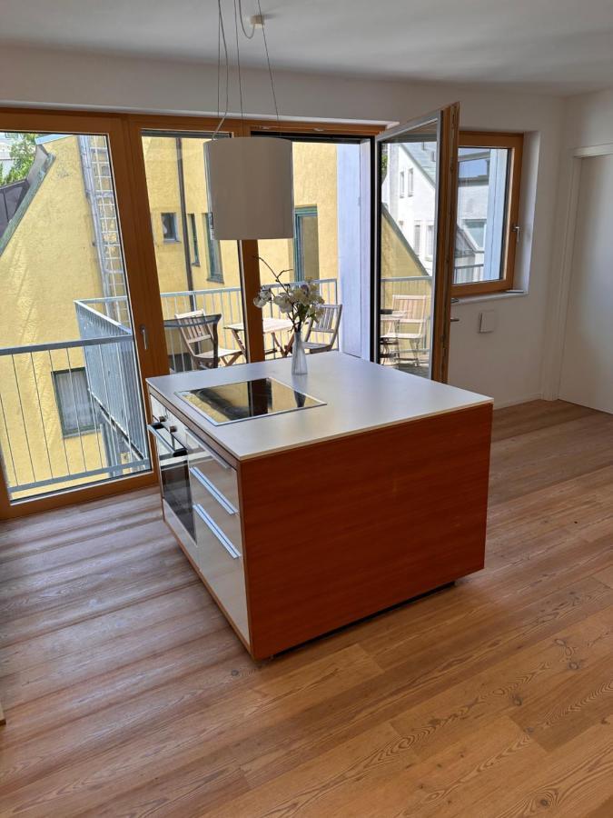 Stadtflair Freising - Moderne Wohnung Im Zentrum ภายนอก รูปภาพ